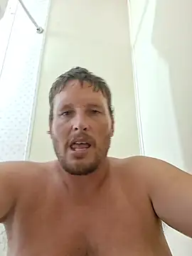 Snapshot of bushhogger8371 chatting on July 31, 2026, 5:43 pm bushhogger8371 online show from July 31, 2026, 5:43 pm
