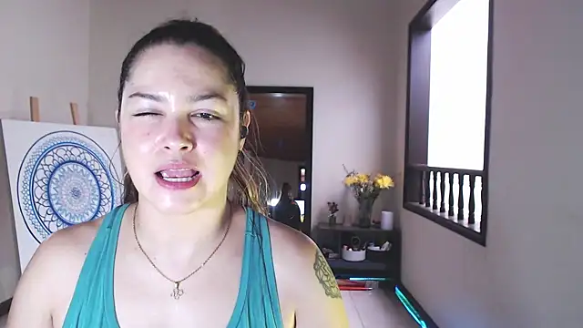 solamatista11 online show from March 8, 2025, 9:29 pm