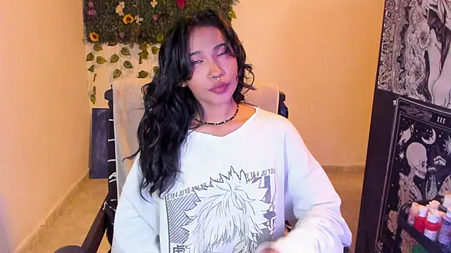 Mary Rosse1 online show from October 22, 2025, 6:51 pm