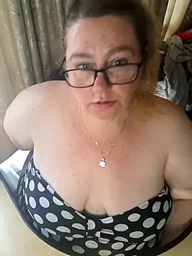 Iceprincess2bad4u online show from November 15, 2025, 6:17 am