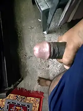 Snapshot of rameshmry1 chatting on October 25, 2025, 2:28 pm rameshmry1 online show from October 25, 2025, 2:28 pm