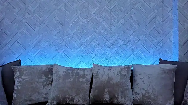 EvaBarsa  online show from October 11, 2025, 2:23 am