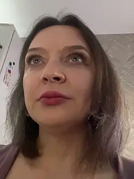 EvaBarsa  online show from February 27, 2025, 3:40 am