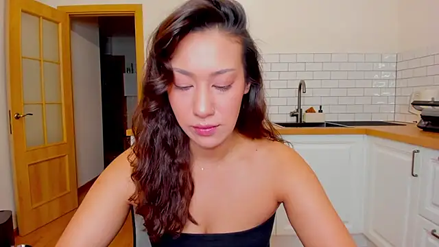 FieryHeart online show from December 14, 2025, 12:55 pm