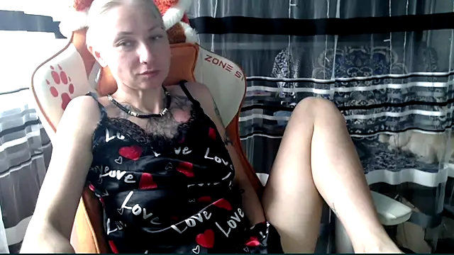 cold lollipop online show from April 23, 2026, 7:04 am