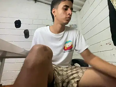 Max TheHorseDick online show from July 16, 2026, 2:08 am