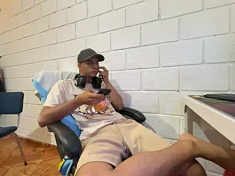 Max TheHorseDick online show from January 15, 2026, 1:31 am