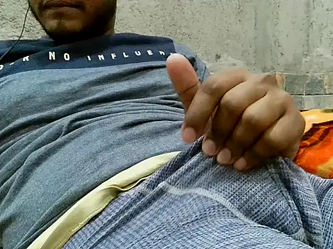 piratess online show from February 27, 2025, 8:42 pm