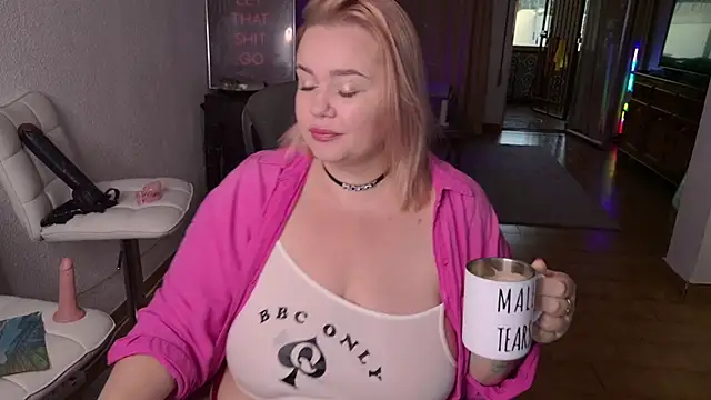 MargotGrey online show from November 1, 2025, 4:34 pm