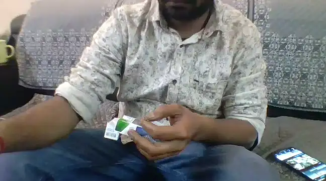 redvelvet 4 online show from February 11, 2025, 3:51 pm