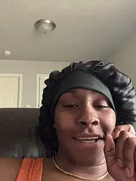 Foreignthababyy online show from October 21, 2025, 5:56 pm