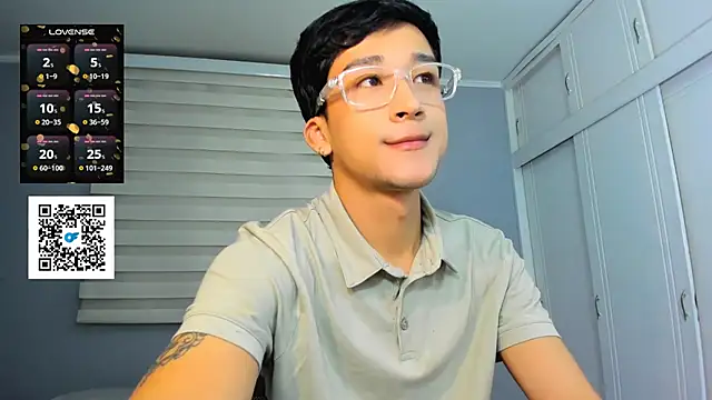 tom Howard online show from September 28, 2025, 1:56 am