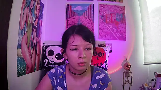 Haru Queenn online show from October 5, 2025, 8:54 pm