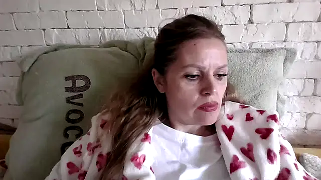 Angel girllovemy online show from February 9, 2026, 7:28 am