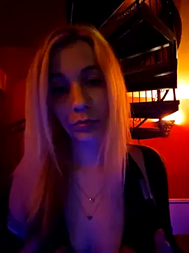 wildlia online show from September 17, 2025, 11:40 pm