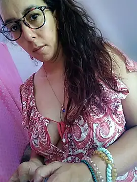 Snapshot of Bekkakinky chatting on April 7, 2026, 7:48 pm Bekkakinky online show from April 7, 2026, 7:48 pm