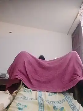 Mghty-cockl88 online show from December 4, 2025, 2:16 pm