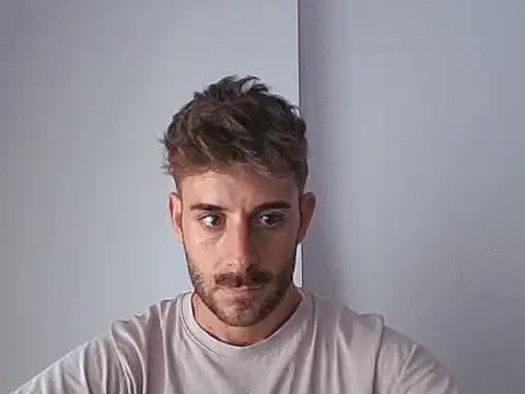 vargas90 online show from September 15, 2025, 10:59 am