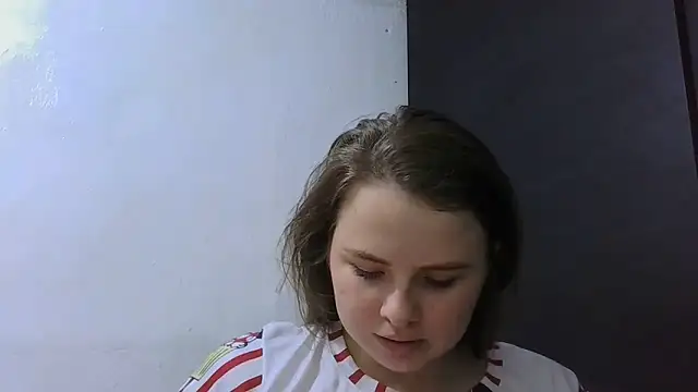 Snapshot of HellenMiyer1111 chatting on June 28, 2026, 6:47 pm HellenMiyer1111 online show from June 28, 2026, 6:47 pm