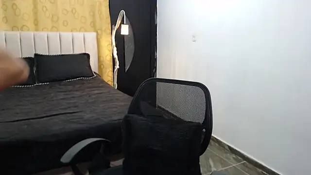 Elio-cam online show from February 11, 2025, 8:48 am