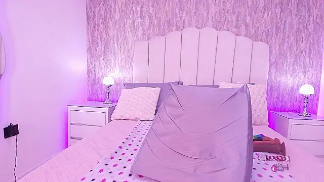 raven lilith  online show from February 10, 2026, 3:16 am