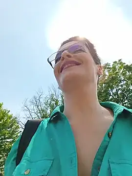RebeccaNoble online show from June 27, 2026, 12:22 pm