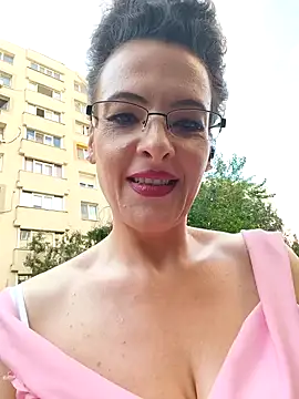 RebeccaNoble online show from June 30, 2026, 2:50 pm