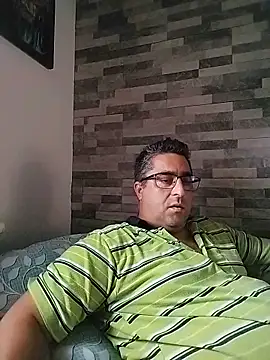 ADRIAN ADI40 online show from May 12, 2026, 7:49 am