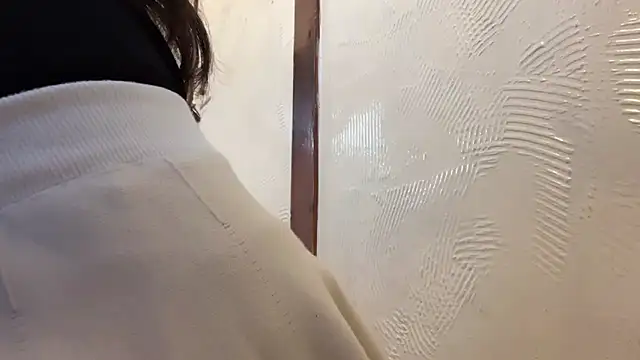 Tw Zoella online show from February 2, 2025, 5:53 am