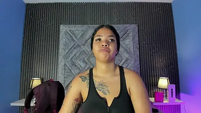 Snapshot of SophiaaStone chatting on July 31, 2026, 12:15 pm SophiaaStone online show from July 31, 2026, 12:15 pm