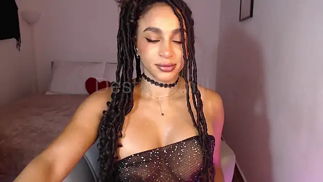 Snapshot of destinne_mill_ chatting on August 5, 2026, 10:42 am destinne mill online show from August 5, 2026, 10:42 am