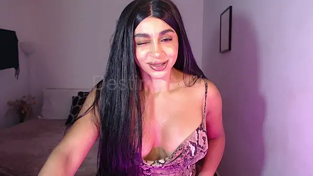 Snapshot of destinne_mill_ chatting on August 7, 2026, 10:54 am destinne mill online show from August 7, 2026, 10:54 am