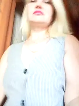 JennyOMay online show from September 25, 2025, 3:34 am