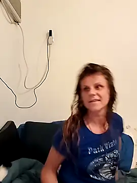 Scarlettishere online show from June 3, 2026, 2:01 am