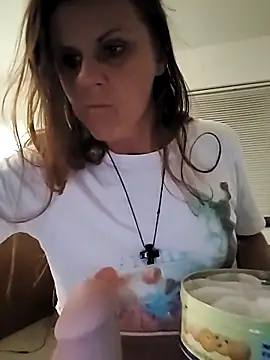 Scarlettishere online show from April 12, 2026, 1:31 am