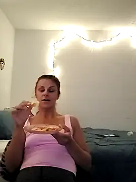 Scarlettishere online show from December 27, 2024, 10:48 pm