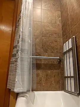 Maculine Stayr online show from March 20, 2025, 10:54 am