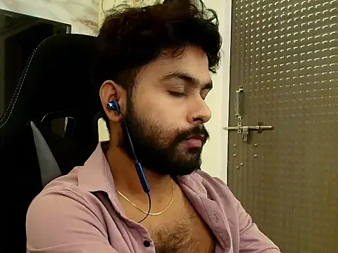 SHENOY3 online show from June 7, 2026, 2:44 pm