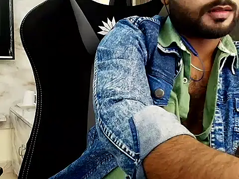 SHENOY3 online show from November 25, 2025, 3:34 pm