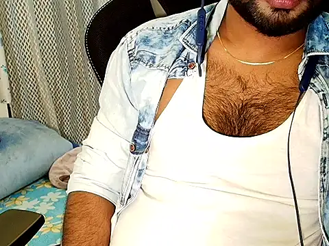 SHENOY3 online show from November 6, 2025, 5:17 pm