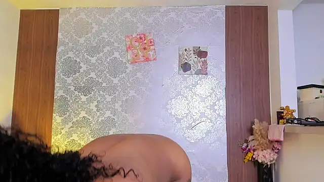 kelly thomson online show from November 17, 2025, 11:09 pm