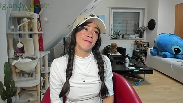 tinny williams online show from September 26, 2025, 4:52 am