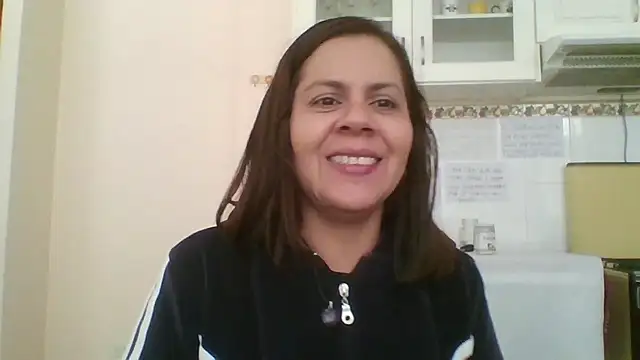 Sara Brandon online show from September 11, 2025, 5:02 pm