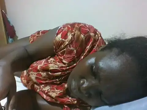 queen aria19 online show from January 12, 2026, 9:31 pm