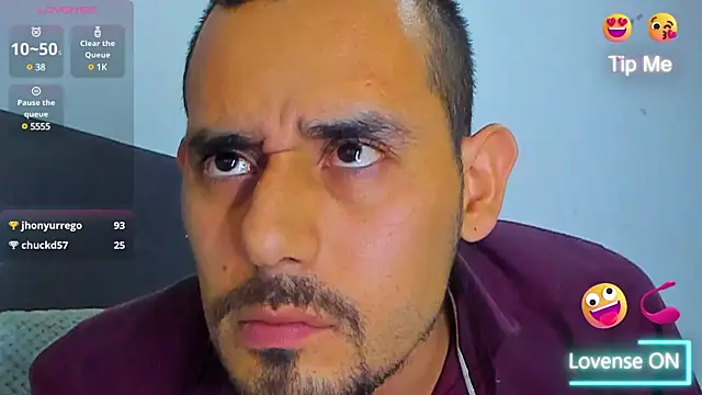 jhonyalzate2 online show from March 1, 2025, 6:13 am