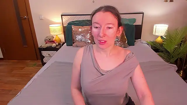 CatherineWalls online show from March 16, 2026, 3:25 am