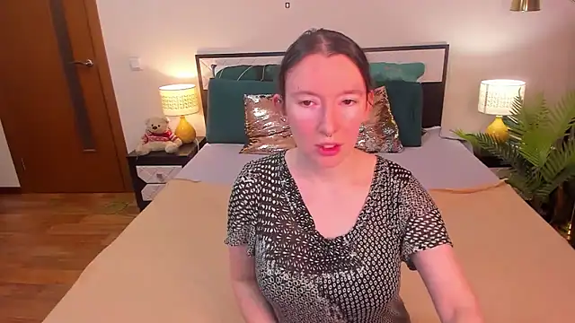 CatherineWalls online show from March 13, 2026, 5:34 am