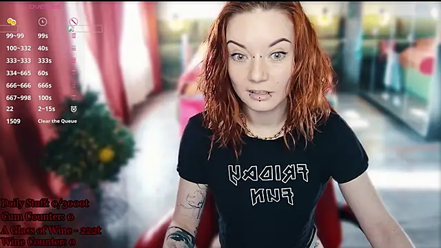 MaxPhoenixx online show from May 8, 2026, 5:11 am