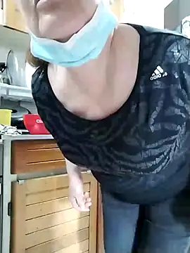 Vicky Rosse online show from October 3, 2025, 6:09 pm