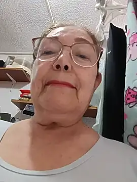 Vicky Rosse online show from July 18, 2026, 6:05 pm
